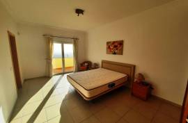 OCEAN VIEW MANSION Ref 496