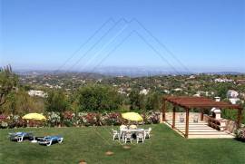 OCEAN VIEW MANSION Ref 496