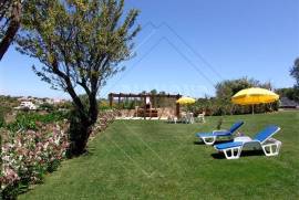 OCEAN VIEW MANSION Ref 496