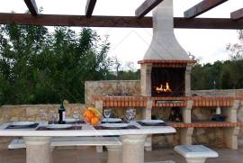 OCEAN VIEW MANSION Ref 496