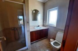 OCEAN VIEW MANSION Ref 496