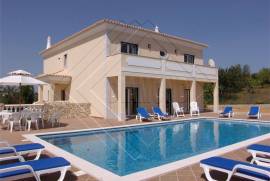 OCEAN VIEW MANSION Ref 496