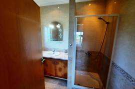 OCEAN VIEW MANSION Ref 496