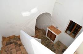 Investment Opportunity Two Independent Properties! Ref 296