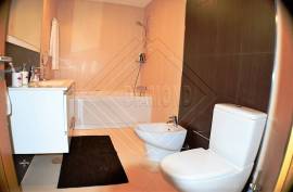 Beautiful 2 Bedroom Vilamoura Apartment within 5 mins to beach. Ref 204