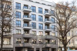 Prestigious 4-room family home with 3 balconies next to Kurfurstendamm & SavignyPlatz