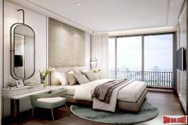 New Luxury High-Rise Condo in the Central Business District, 500 metres to BTS Chong Nonsi -2 Bed Units