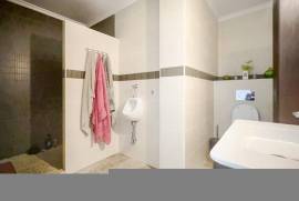 5 Bedroom Villa with Guest apartment and Pool in Hondon de las Nieves