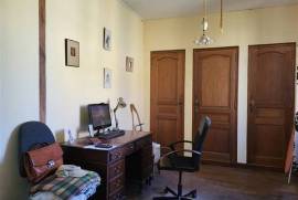 For Sale, Farmhouse on the Outskirts of Availles Limouzine
