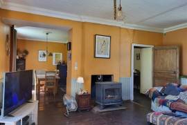 For Sale, Farmhouse on the Outskirts of Availles Limouzine