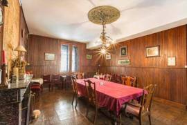 15c Chateau close to Chef-Boutonne in the Deux-Sevres