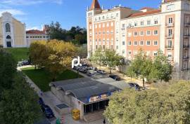 5 Bed 370,00 M2 Luxury Lisbon Apartment - 5 Bed 370,00 M2 Luxury Lisbon Apartment - Can Be Divided In To Two