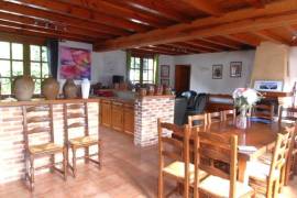 €297800 - Former Railway Station In One Of The Most Beautiful Villages In The Charente