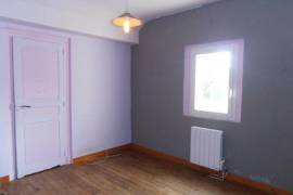 €297800 - Former Railway Station In One Of The Most Beautiful Villages In The Charente