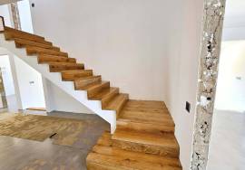 Beautiful V5+2 Newly Renovated Villa in Fonte Santa near the Golden Triangle Beautiful V5+2 Newly Renovated Villa in Fonte Santa near the Golden Triangle