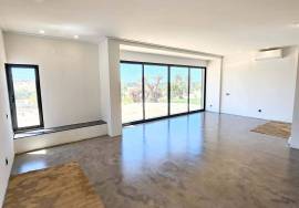 Beautiful V5+2 Newly Renovated Villa in Fonte Santa near the Golden Triangle Beautiful V5+2 Newly Renovated Villa in Fonte Santa near the Golden Triangle