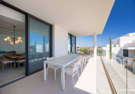 Luxurious Duplex Penthouse at Monte Rei Golf Course: Modern Elegance with Stunning Views