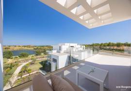 Luxurious Duplex Penthouse at Monte Rei Golf Course: Modern Elegance with Stunning Views