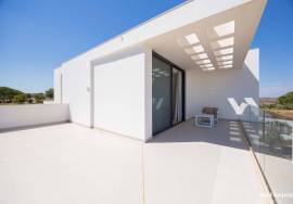 Luxurious Duplex Penthouse at Monte Rei Golf Course: Modern Elegance with Stunning Views