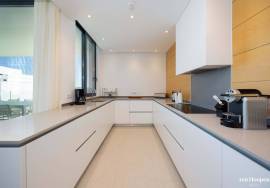 Luxurious Duplex Penthouse at Monte Rei Golf Course: Modern Elegance with Stunning Views