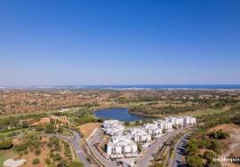 Luxurious Duplex Penthouse at Monte Rei Golf Course: Modern Elegance with Stunning Views