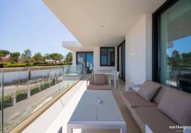 Luxurious Duplex Penthouse at Monte Rei Golf Course: Modern Elegance with Stunning Views