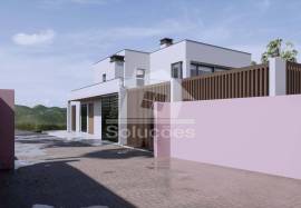 Excellent Luxury Villa with 4 Bedrooms located in Lagos