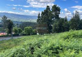 Large and Well-Located Land in Vila Nova de Cerveira – The Ideal Opportunity to Build the Home of Your Dreams Large and Well-Located Land in Vila Nova de Cerveira – The Ideal Opportunity to Build the Home of Your Dreams