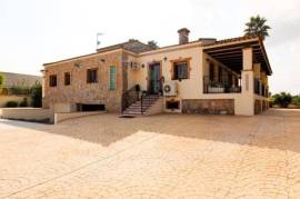 4 Bedrooms - Villa - Alicante - For Sale - DiV1013