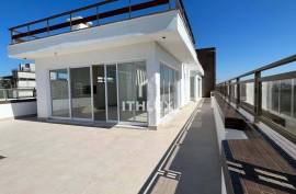 Triplex Penthouse, 367 m², for sale, 4 bedrooms, 1 suite, semi furnished, 4 parking spaces, park, windmills, POA/RS.