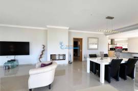 Luxury 4 bedroom villa located on the slope of Orada with 1000m² of plot Luxury 4 bedroom villa located on the slope of Orada with 1000m² of plot