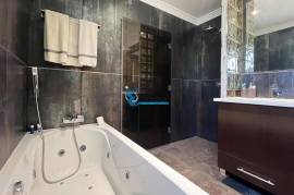 Luxury 4 bedroom villa located on the slope of Orada with 1000m² of plot Luxury 4 bedroom villa located on the slope of Orada with 1000m² of plot