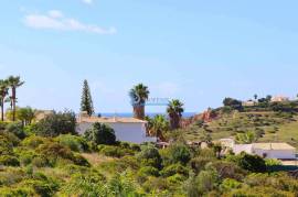 Luxury 4 bedroom villa located on the slope of Orada with 1000m² of plot Luxury 4 bedroom villa located on the slope of Orada with 1000m² of plot