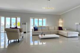 Luxury 4 bedroom villa located on the slope of Orada with 1000m² of plot Luxury 4 bedroom villa located on the slope of Orada with 1000m² of plot