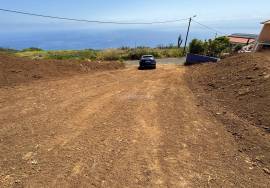 Land with 602 square meters located in Fajã da Ovelha - Calheta with excellent sea views! Land with 602 square meters located in Fajã da Ovelha - Calheta with excellent sea views!