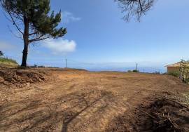 Land with 602 square meters located in Fajã da Ovelha - Calheta with excellent sea views! Land with 602 square meters located in Fajã da Ovelha - Calheta with excellent sea views!