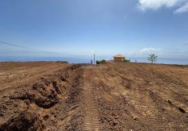 Land with 602 square meters located in Fajã da Ovelha - Calheta with excellent sea views! Land with 602 square meters located in Fajã da Ovelha - Calheta with excellent sea views!