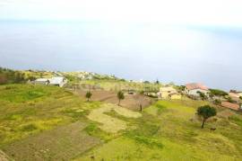 Land with 602 square meters located in Fajã da Ovelha - Calheta with excellent sea views! Land with 602 square meters located in Fajã da Ovelha - Calheta with excellent sea views!