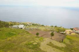 Land with 602 square meters located in Fajã da Ovelha - Calheta with excellent sea views! Land with 602 square meters located in Fajã da Ovelha - Calheta with excellent sea views!