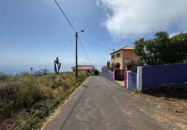 Land with 602 square meters located in Fajã da Ovelha - Calheta with excellent sea views! Land with 602 square meters located in Fajã da Ovelha - Calheta with excellent sea views!