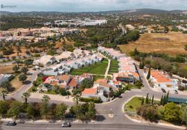 New Two-Bedroom House in Vilamoura, 5 Minutes from the Marina and Vilamoura Center