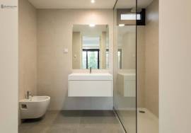 New Two-Bedroom House in Vilamoura, 5 Minutes from the Marina and Vilamoura Center