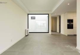 New Two-Bedroom House in Vilamoura, 5 Minutes from the Marina and Vilamoura Center