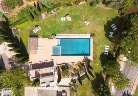 New Two-Bedroom House in Vilamoura, 5 Minutes from the Marina and Vilamoura Center