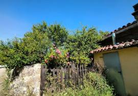 Restaurant, agrotourism and private house for sale in Lalastra Álava