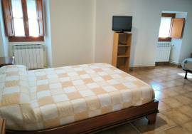 Restaurant, agrotourism and private house for sale in Lalastra Álava