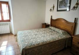 Restaurant, agrotourism and private house for sale in Lalastra Álava