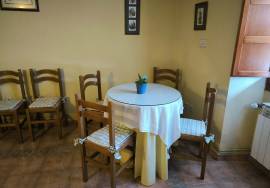 Restaurant, agrotourism and private house for sale in Lalastra Álava