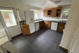 2 bedroom, Semi-detached bungalow for sale