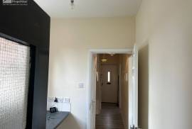 3 bedroom, Semi-detached house for sale